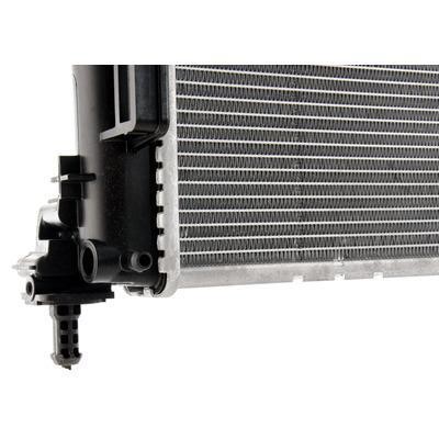 Mahle/Behr CR 1586 000P Radiator, engine cooling CR1586000P