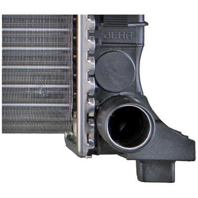 Mahle/Behr CR 677 000P Radiator, engine cooling CR677000P