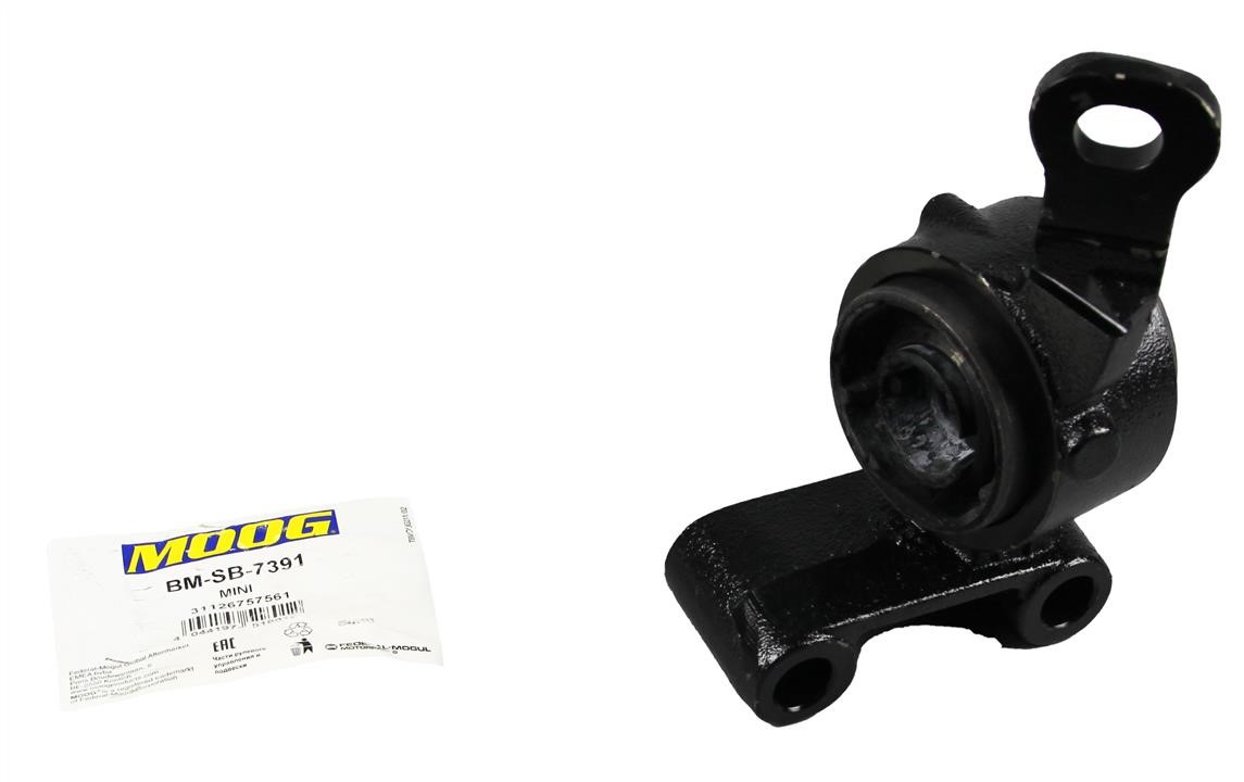 Front suspension arm bushing left Moog BM-SB-7391
