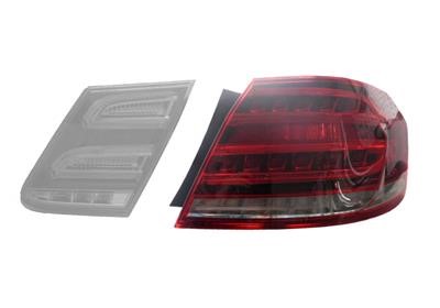 2942922 Van Wezel Tail lamp upper right