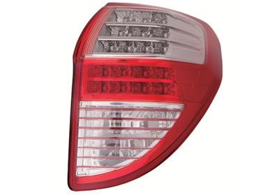 Rear tail light Toyota Rav 4: 5472932 Van Wezel Tail lamp right