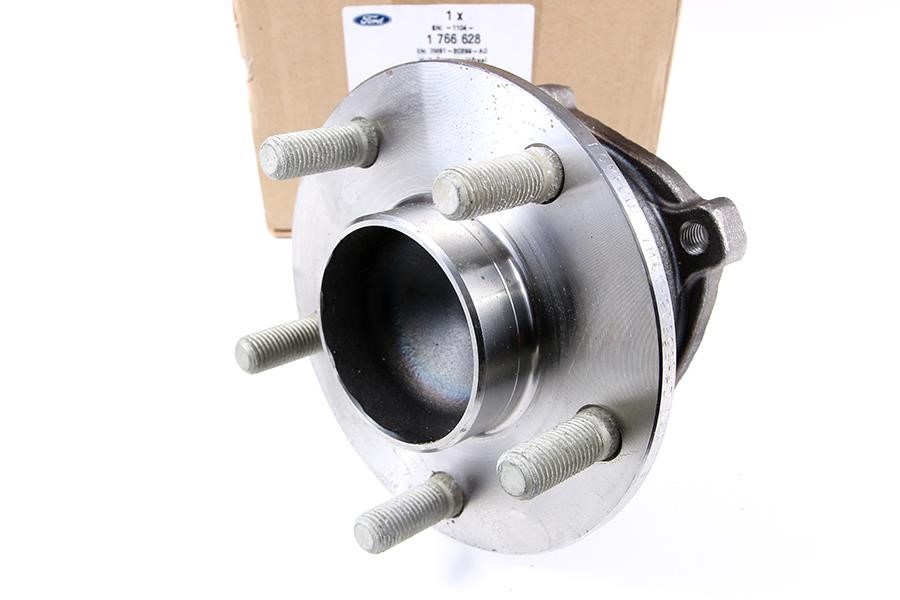 Rear wheel hub Ford 1 766 628