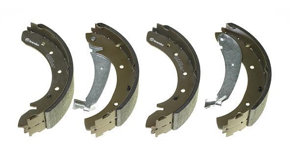Buy Brembo S 23 516 at a low price in United Arab Emirates!