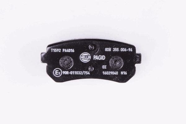 Brake pad set Hella 8DB 355 006-961