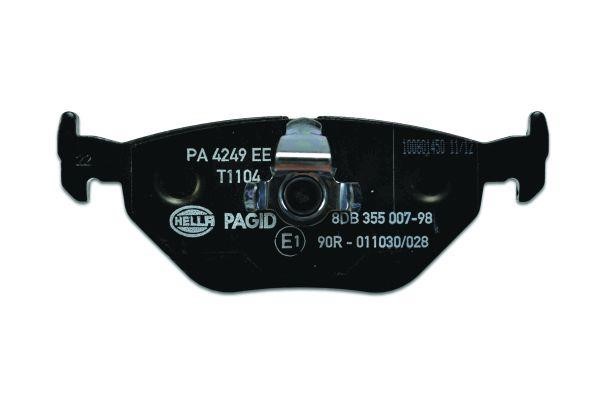 Brake pad set Hella 8DB 355 007-981