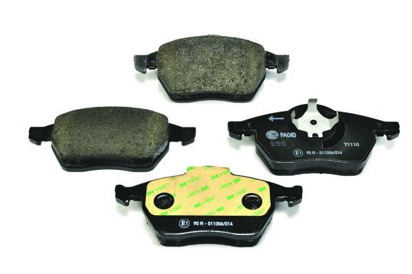 Hella 8DB 355 008-021 Brake Pad Set, disc brake 8DB355008021