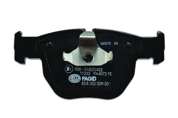 Brake pad set Hella 8DB 355 009-301