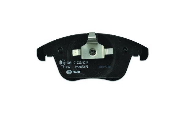 Brake pad set Hella 8DB 355 013-621