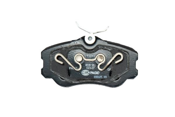 Brake Pad Set, disc brake Hella 8DB 355 023-071