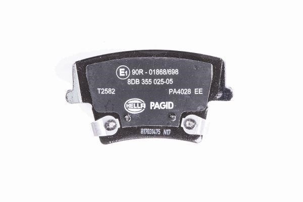 Brake pad set Hella 8DB 355 025-051
