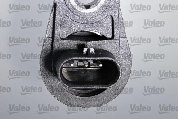 Buy Valeo 366447 at a low price in United Arab Emirates!