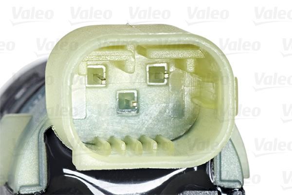 Buy Valeo 890058 at a low price in United Arab Emirates!