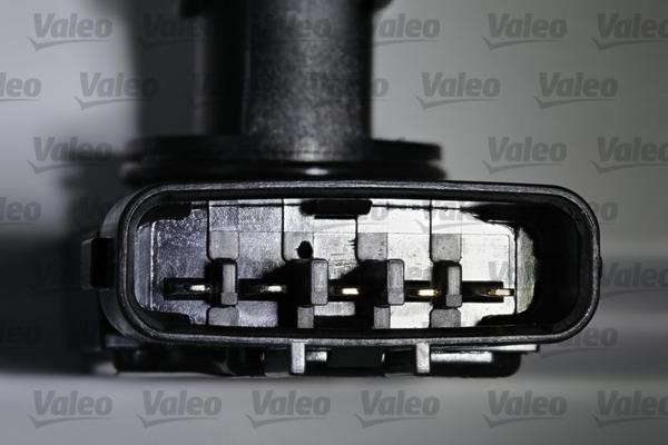 Buy Valeo 366304 at a low price in United Arab Emirates!