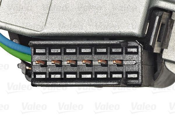 Buy Valeo 251742 at a low price in United Arab Emirates!