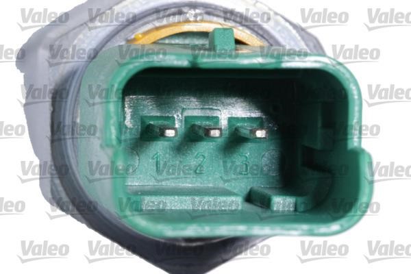 Buy Valeo 366225 at a low price in United Arab Emirates!