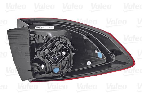 Buy Valeo 047032 at a low price in United Arab Emirates!