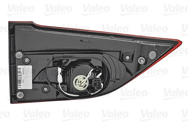 Buy Valeo 047042 at a low price in United Arab Emirates!