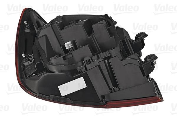Buy Valeo 047086 at a low price in United Arab Emirates!