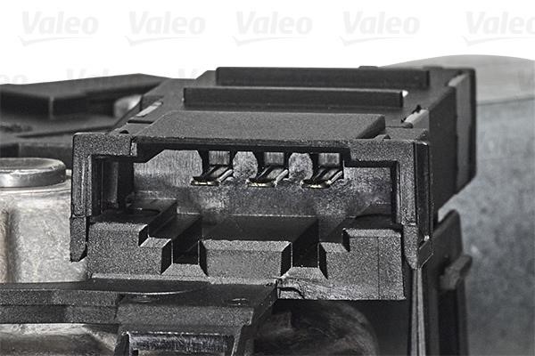 Buy Valeo 582614 at a low price in United Arab Emirates!
