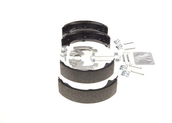 Handbrake shoes Bosch 0 204 113 821