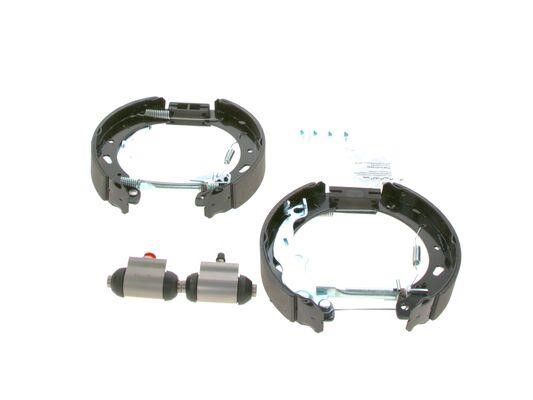 Brake shoe set Bosch 0 204 114 700