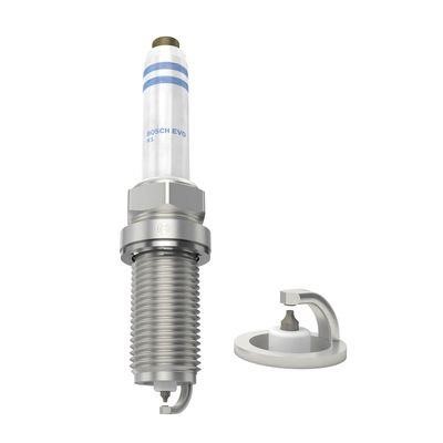 Bosch Spark plug – price 63 PLN