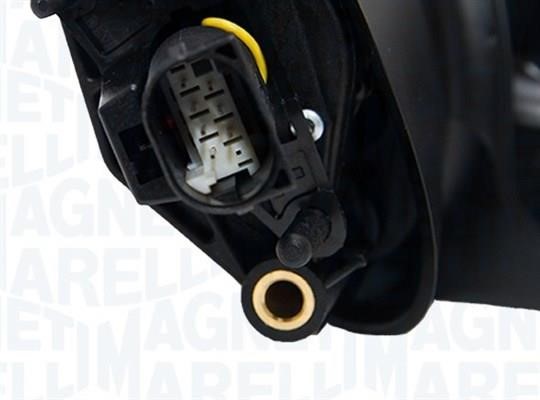 Buy Magneti marelli 182215020400 at a low price in United Arab Emirates!