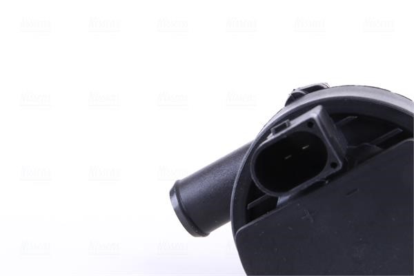 Water pump Nissens 831077