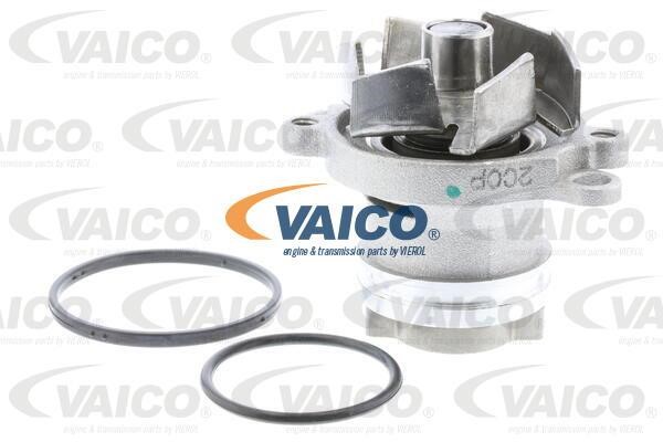 Vaico V2450018 Water pump V2450018