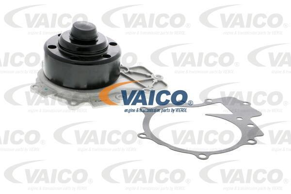 Vaico V3050018 Water pump V3050018