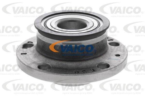 Vaico V10-4074 Wheel bearing kit V104074