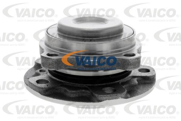Vaico V20-3024 Wheel bearing kit V203024