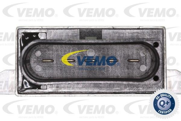Fuel pump relay Vemo V15-71-0076