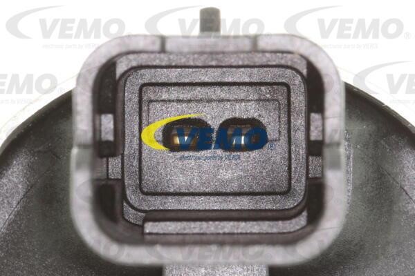 Buy Vemo V22-11-0017 at a low price in United Arab Emirates!