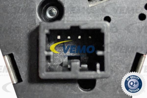 Head light switch Vemo V10-73-0637
