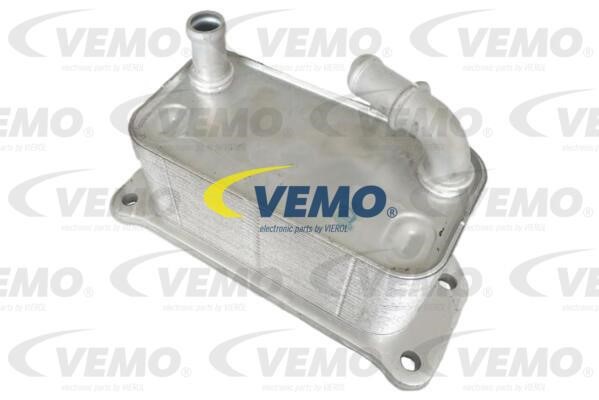 Vemo V95-60-0022 Oil Cooler, engine oil V95600022