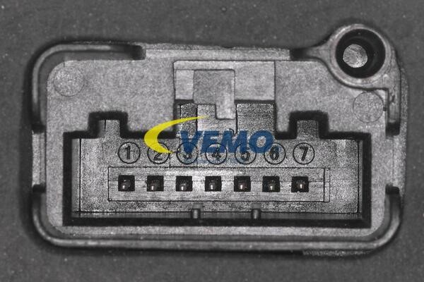 Buy Vemo V10-85-0084 at a low price in United Arab Emirates!