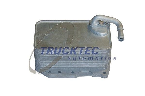 Trucktec 07.18.070 Oil Cooler, engine oil 0718070