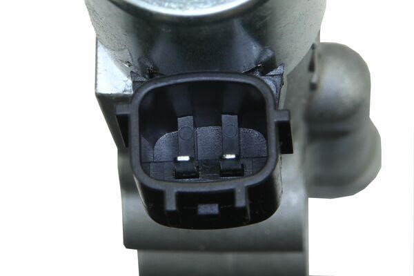 Camshaft adjustment valve Uro NI1415764