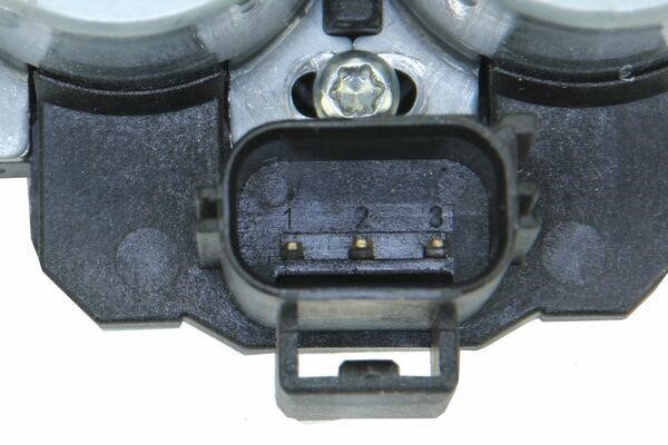 Buy Uro XR840091 at a low price in United Arab Emirates!