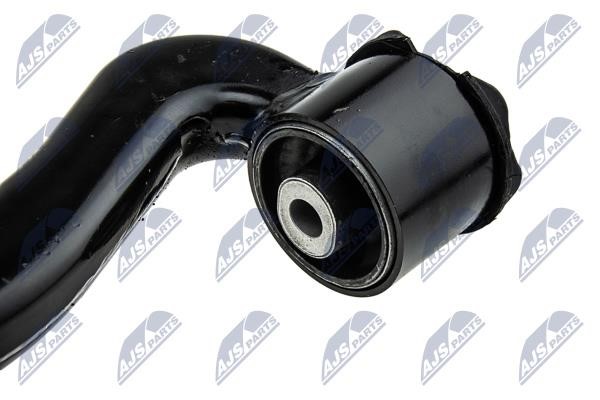 Front right lower control arm NTY ZWD-LR-018