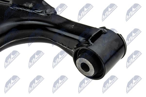 Front left lower control arm NTY ZWD-LR-017