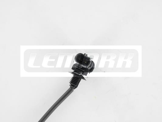 Exhaust gas temperature sensor Lemark LXT044