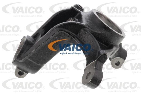 Wheel knuckle DS: V420931 Vaico Knuckle swivel