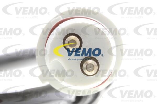 Buy Vemo V46720140 at a low price in United Arab Emirates!