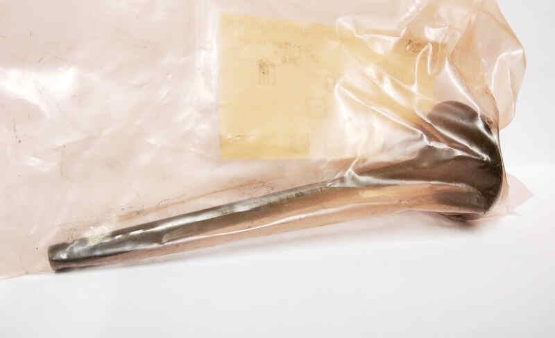 13202AA590 Subaru Exhaust valve
