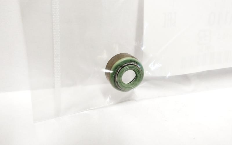 Valve stem seals Subaru: 13211AA110 Subaru Exhaust valve seal