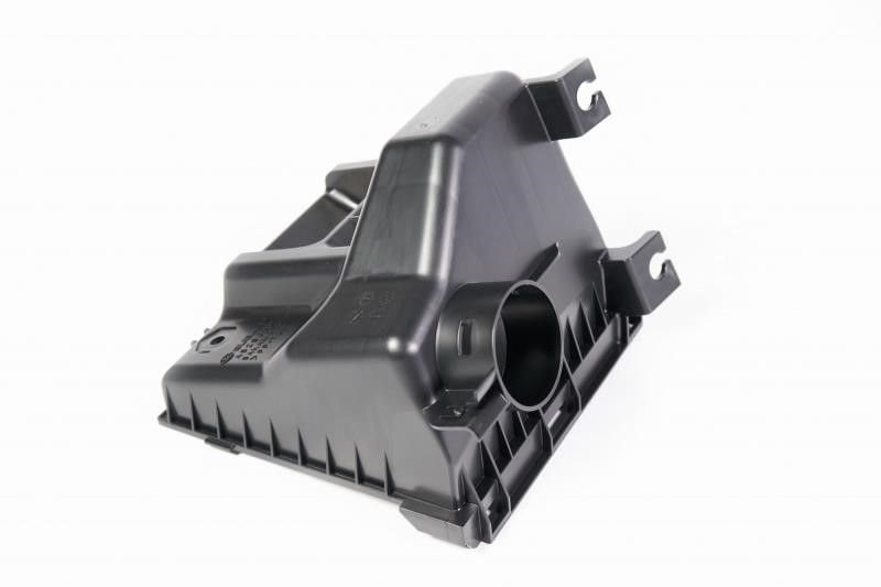 46052SJ000 Subaru Air filter housing cover
