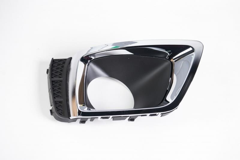 Fog lamp frame, right Subaru 57731SG080