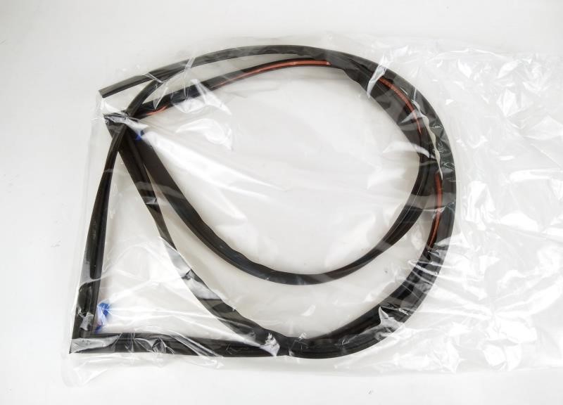 65058XA00A Subaru Windshield Molding